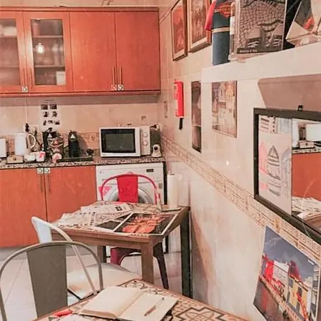 Проживание в семье - It's There Авейру