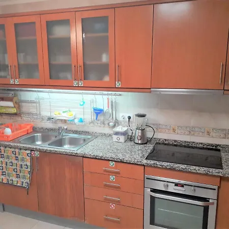 - It's There Проживание в семье *