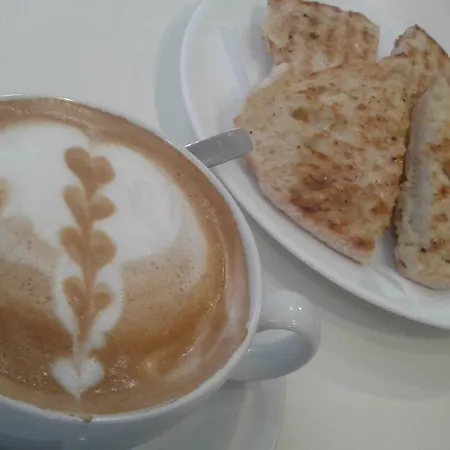 - It's There Проживание в семье *